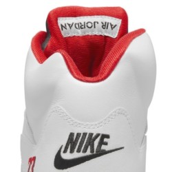 Air Jordan 5 Retro 'Splash Purple' - Éclaboussures de Violet sur Fond Clair